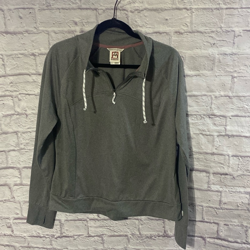 Avalanche Outdoor Supply Company Athletic Jacket Gray 1/4 Zip Pullover Size XL